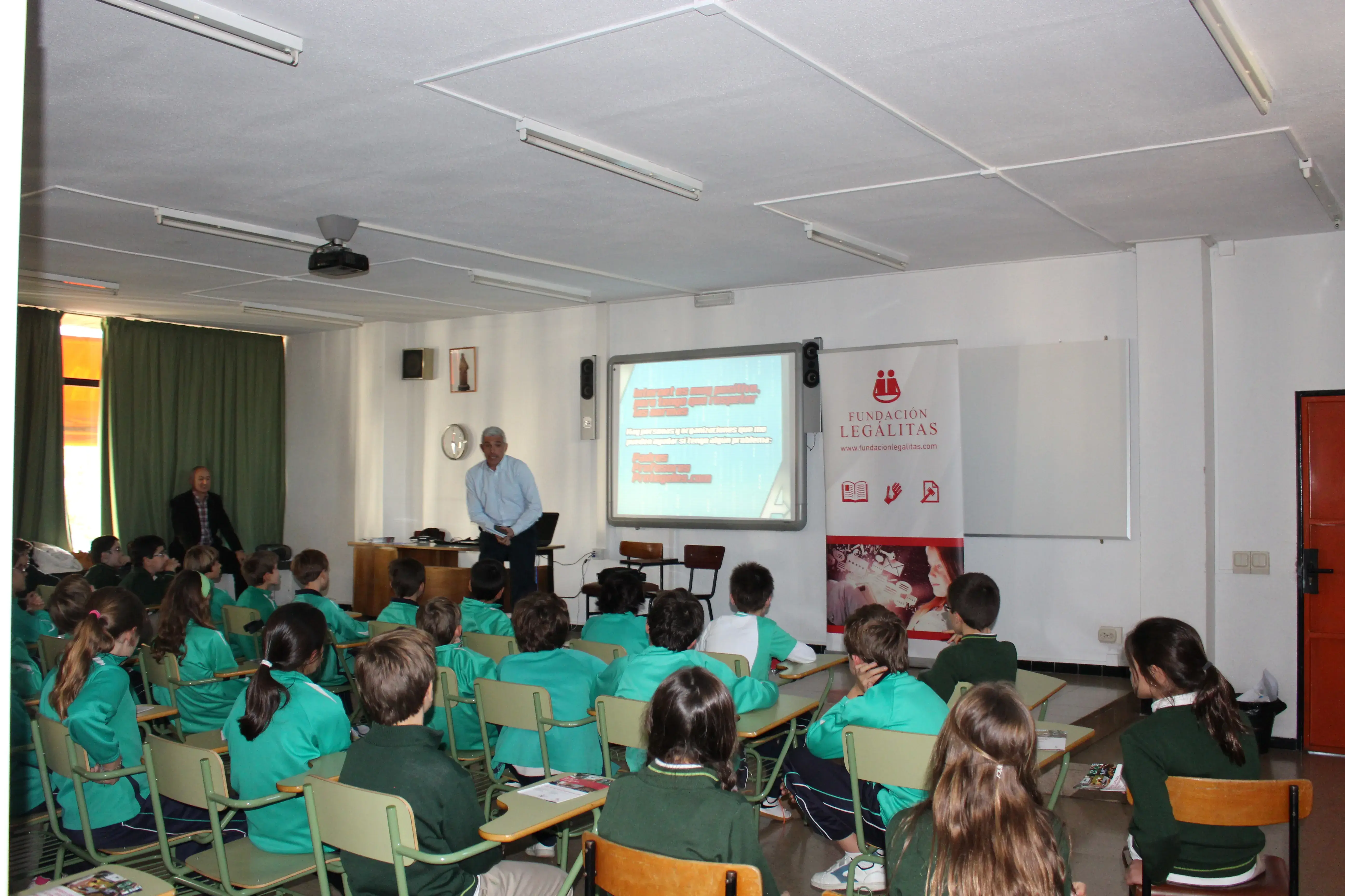 Jornada formativa sobre el uso responsable de las Nuevas Tecnologías en el Colegio Sta María del Yermo, en Madrid