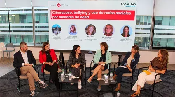 Ciberacoso, bullying, uso de redes sociales por menores de edad y el boom de la IA